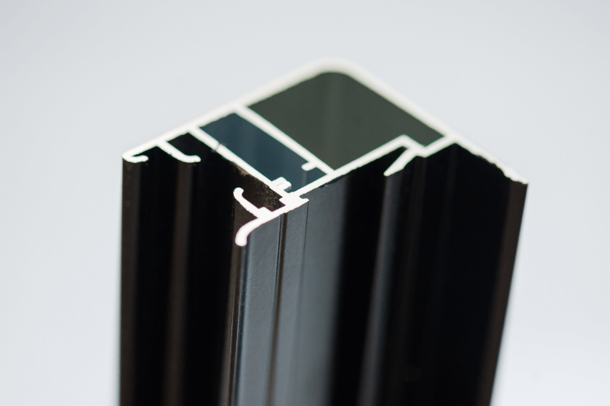 Anodowany profil aluminiowy